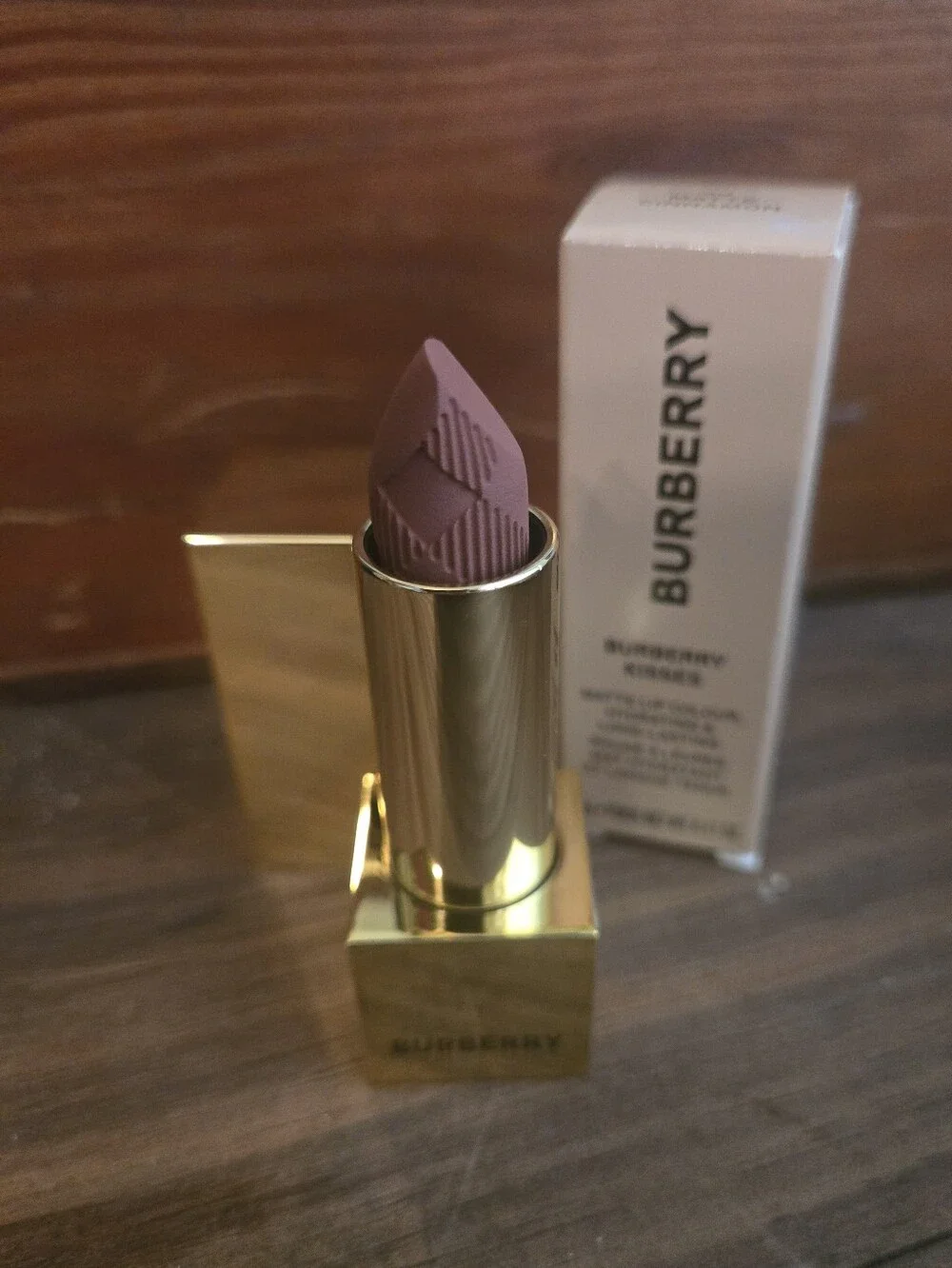 Burberry Kisses Matte Lipstick - 90Matte Cinnamon